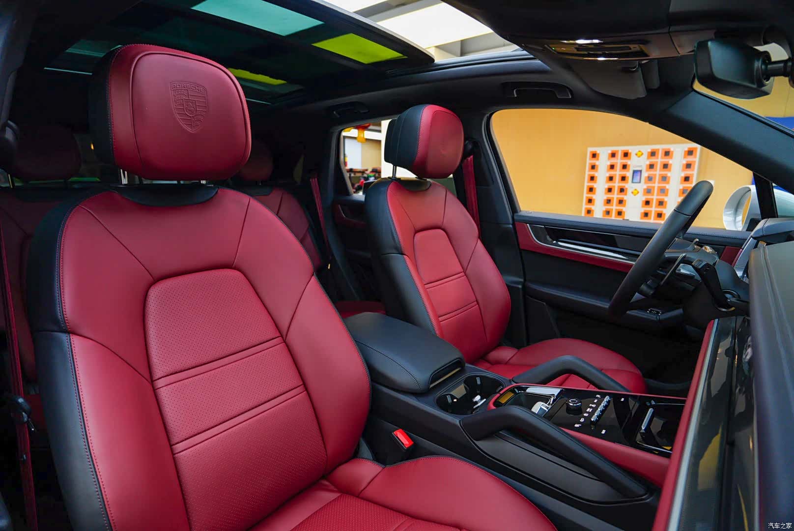 Porsche Cayenne, 2024 14
