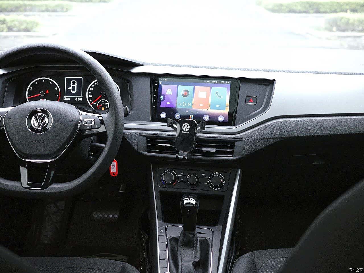 Volkswagen Polo, 2019 4