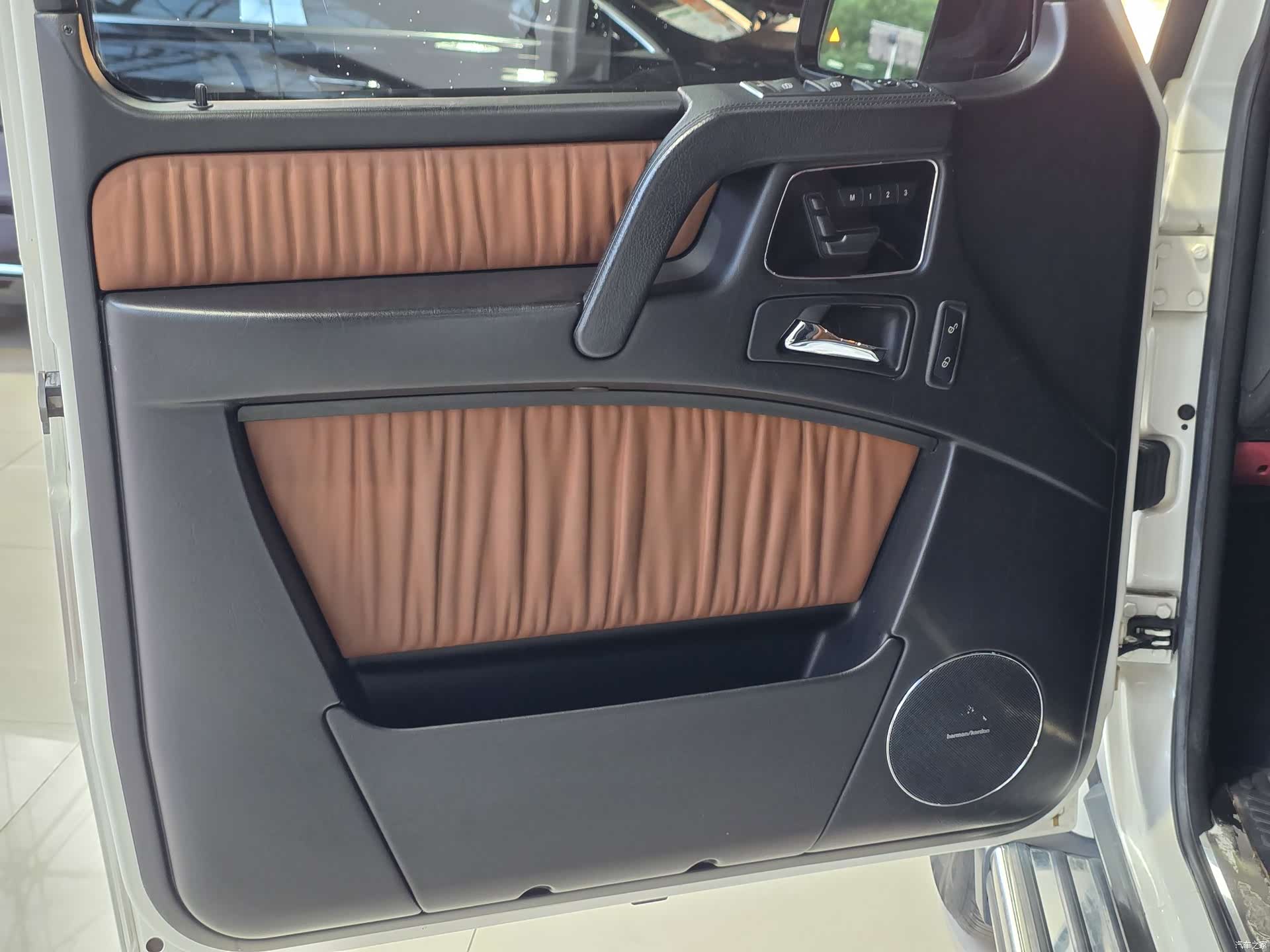 Mercedes-Benz G-Class, 2018 7