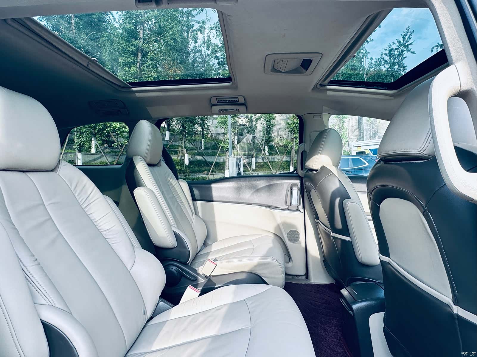 Buick GL8, 2014 11