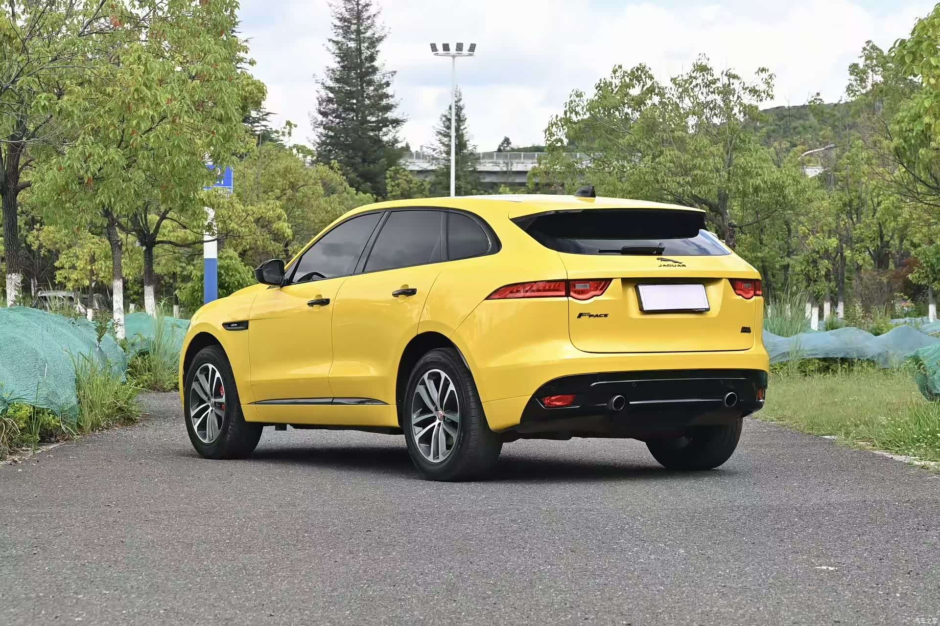 Jaguar F-PACE, 2017 8