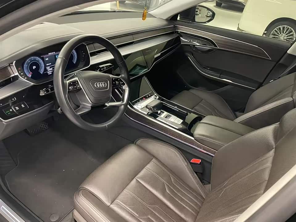 Audi A8 Audi A8