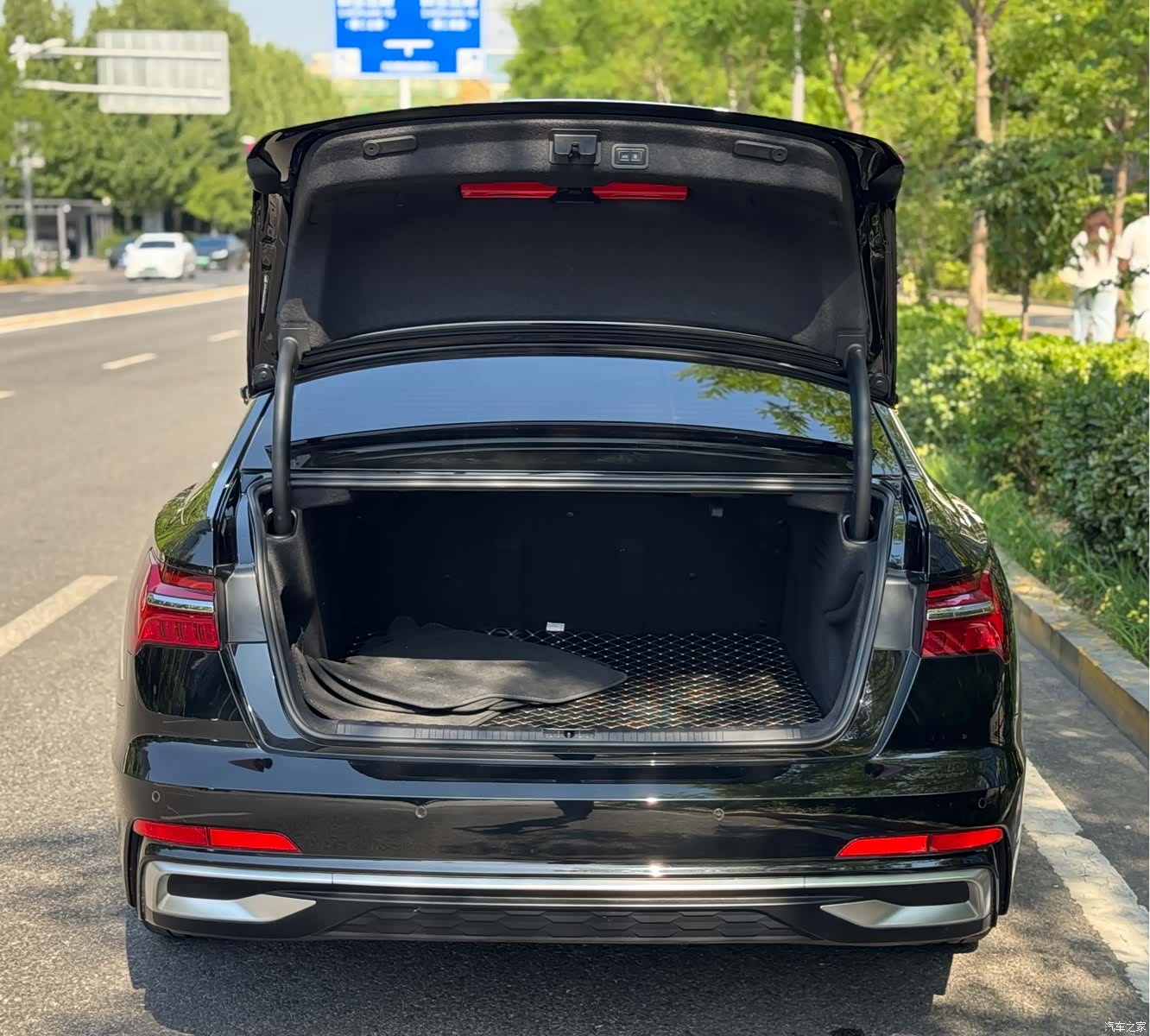 Audi A6L, 2023 20