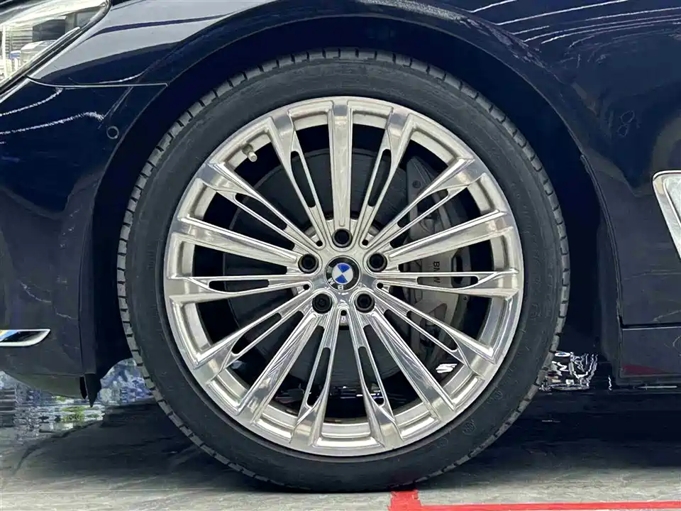 BMW 7 series BMW 7 series