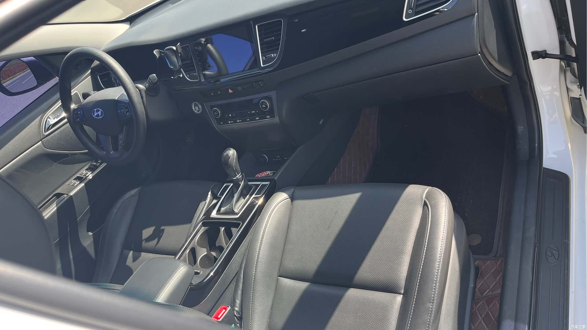 Hyundai GLS, 2016 18