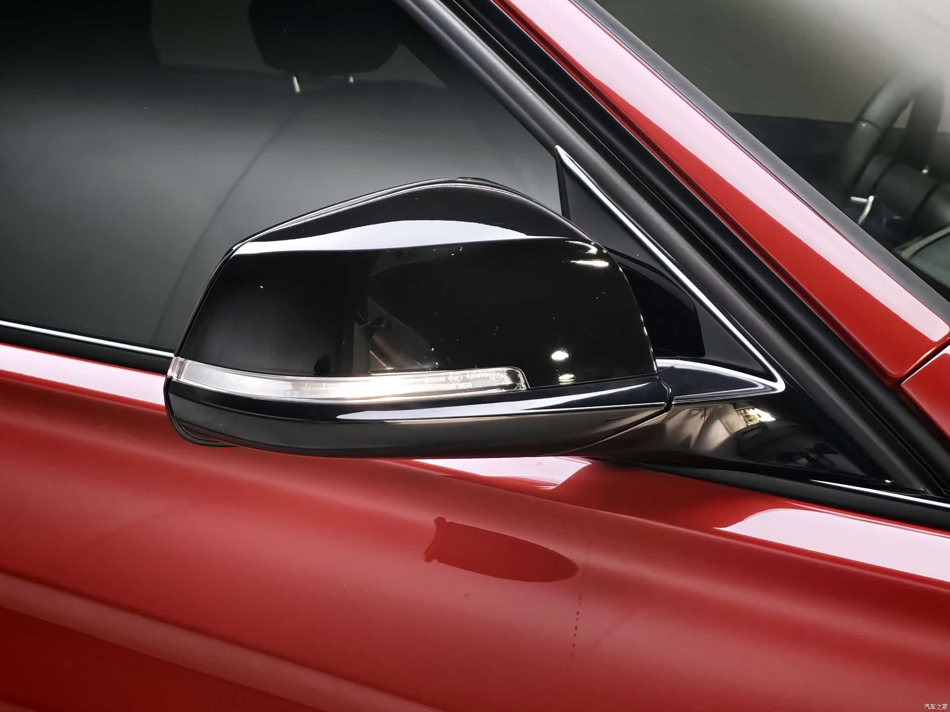 BMW 3 Series, 2018 все фото