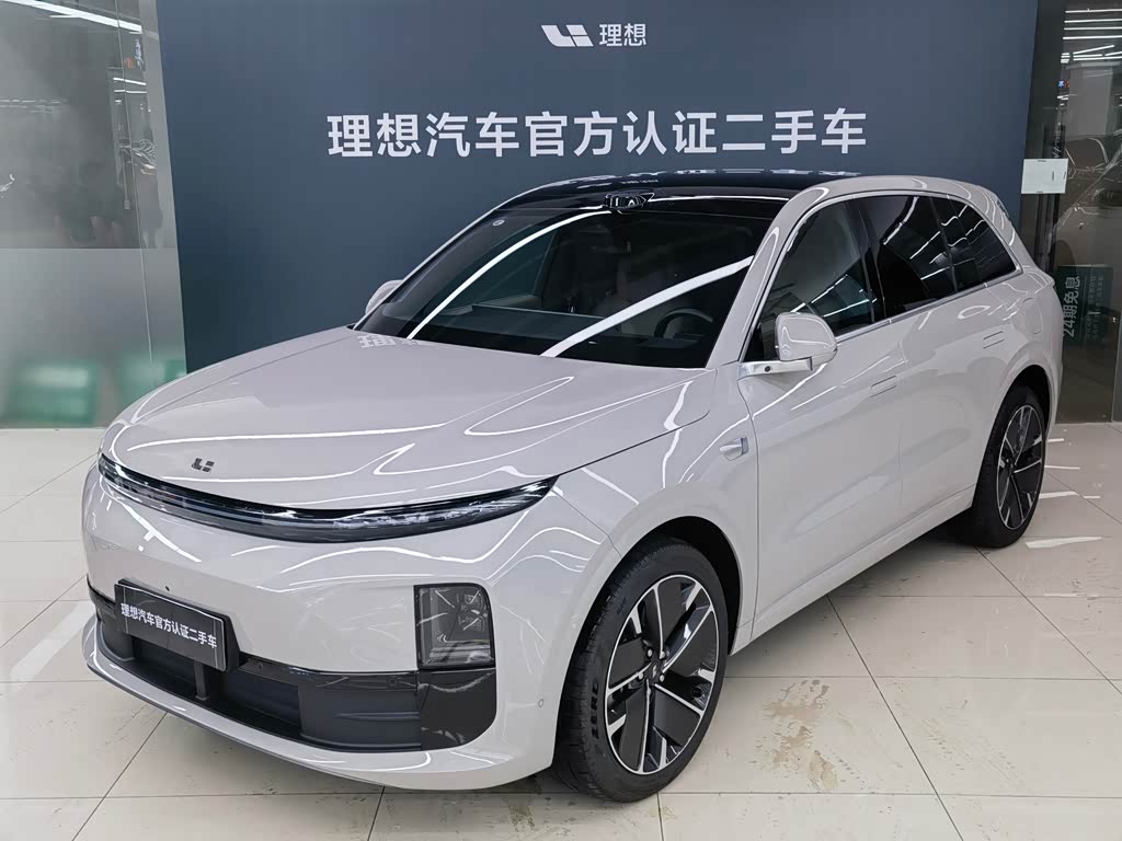 Li Auto L6