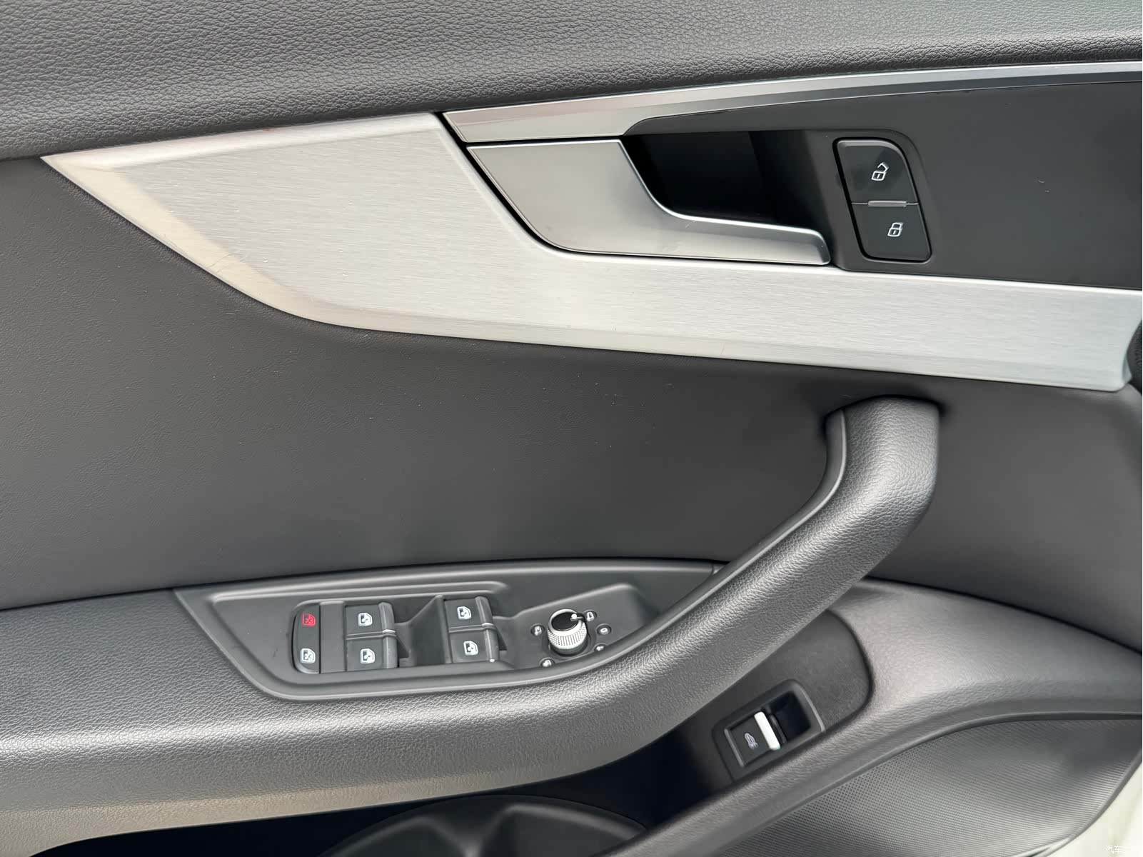 Audi A4L, 2023 11