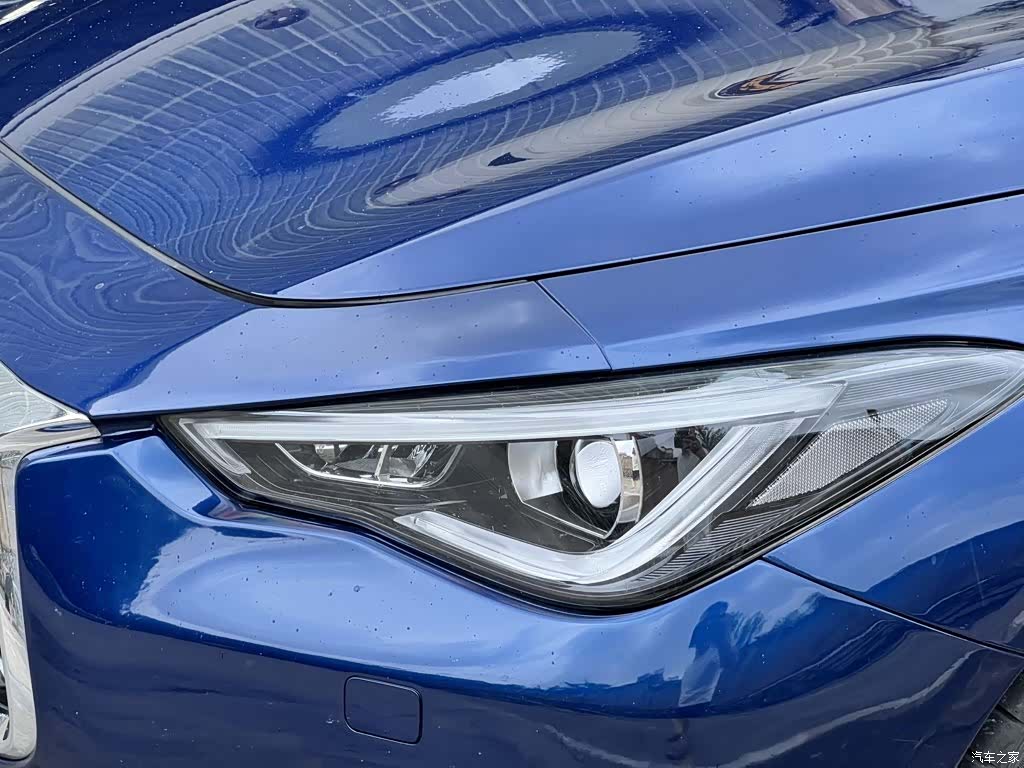 Infiniti Q60, 2018 8