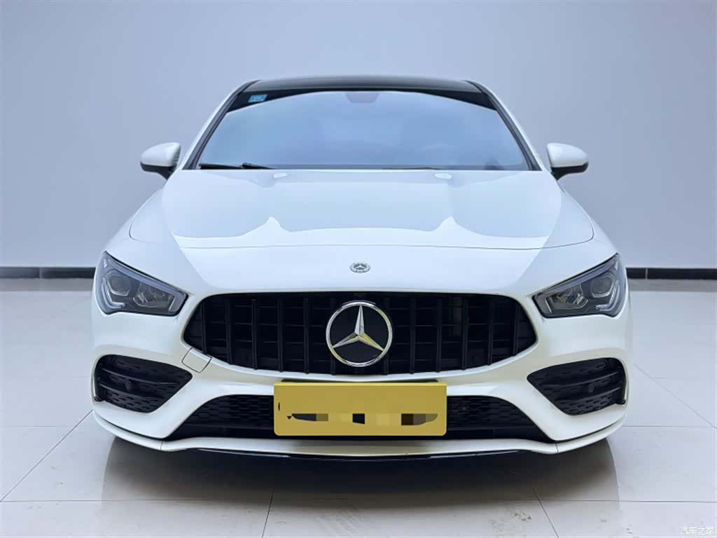 Mercedes-Benz CLA, 2022 2
