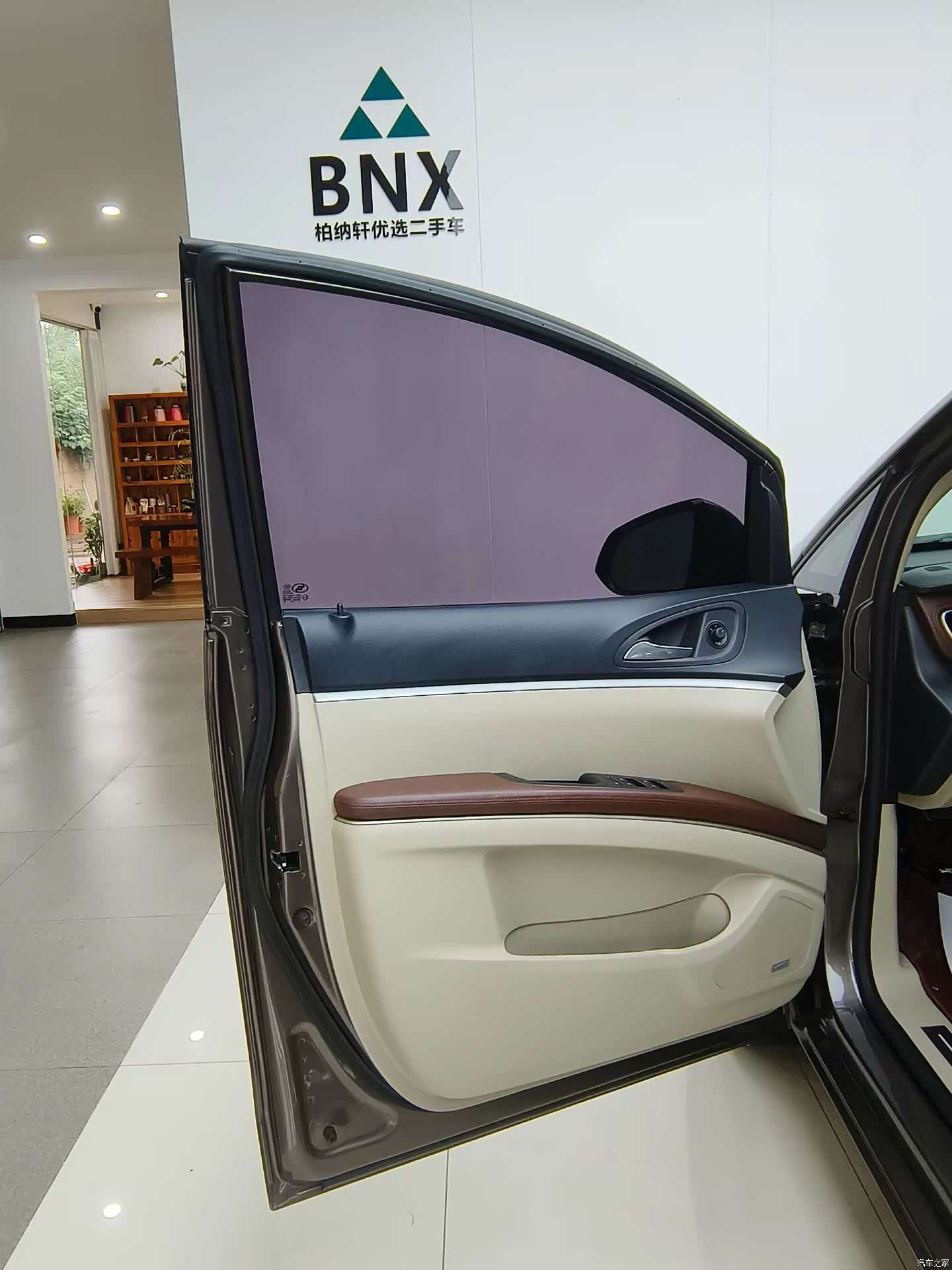 Buick GL8, 2016 11