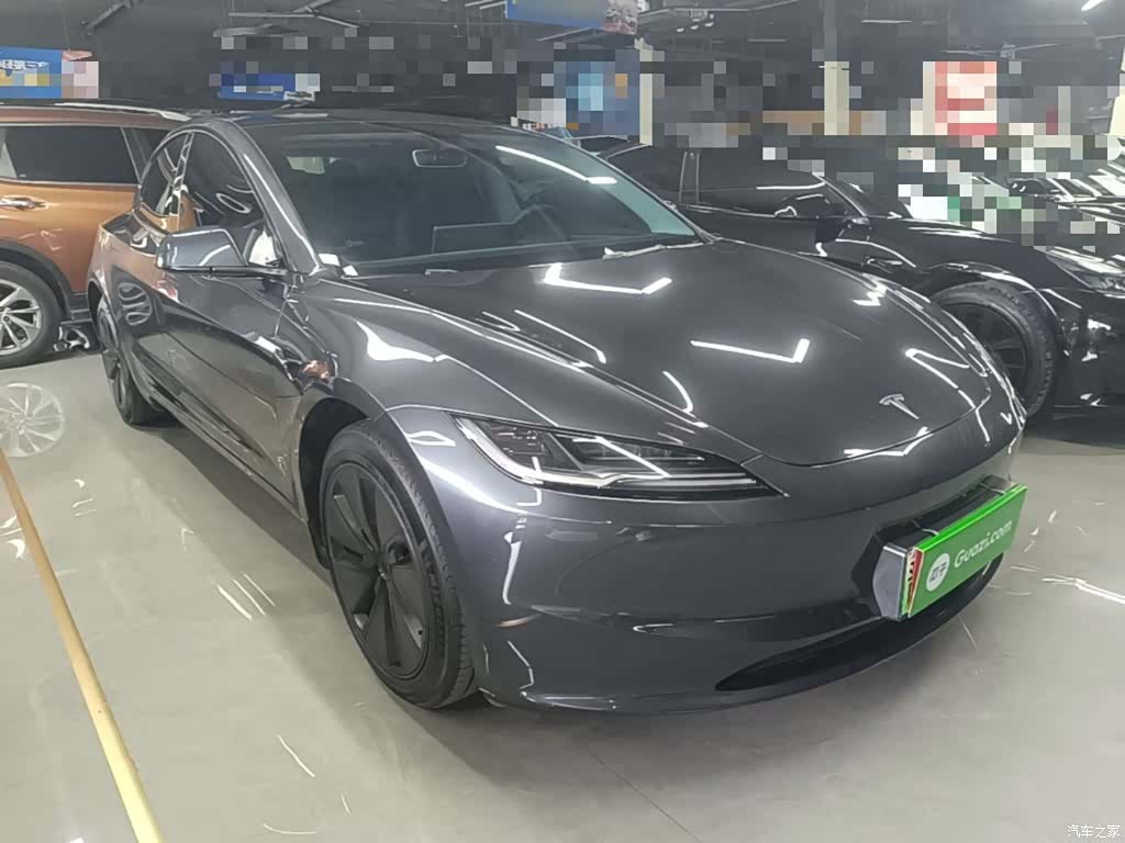 Tesla Model 3, 2024 4