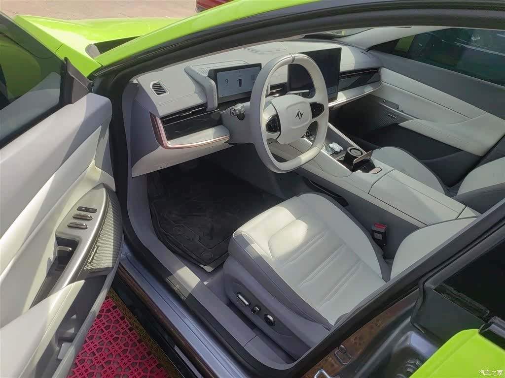 DongFeng eπ007, 2024 16