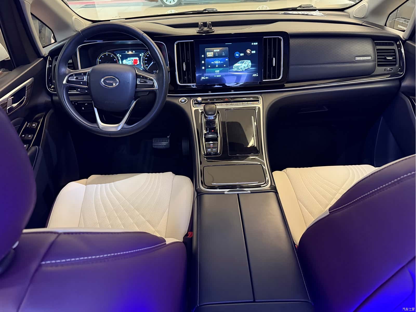 Trumpchi M8, 2022 8