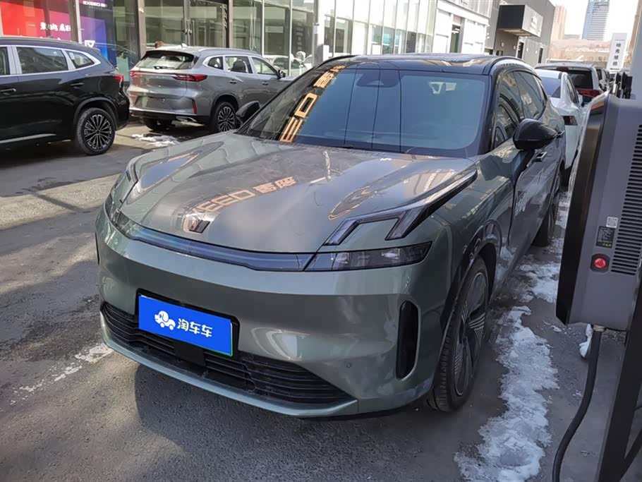 Lynk & Co 08 EM-P