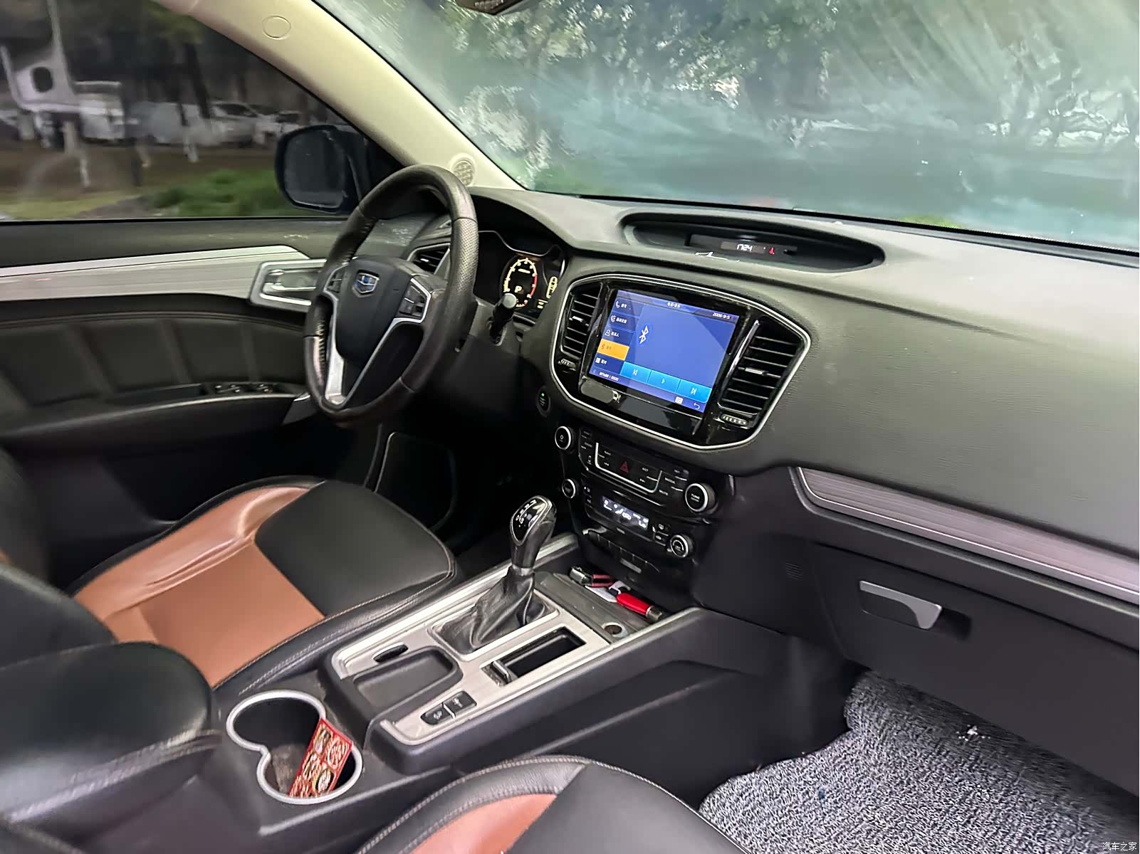 Geely X6, 2017 17