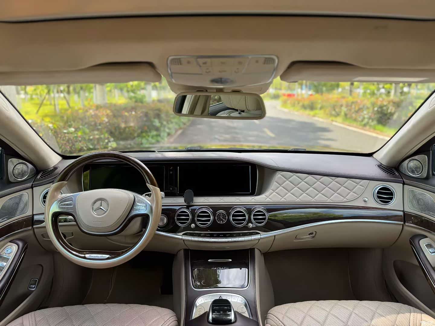Maybach S-Class, 2015 7
