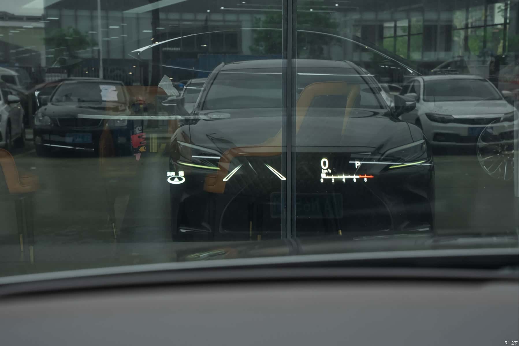 Lexus LS, 2018 23