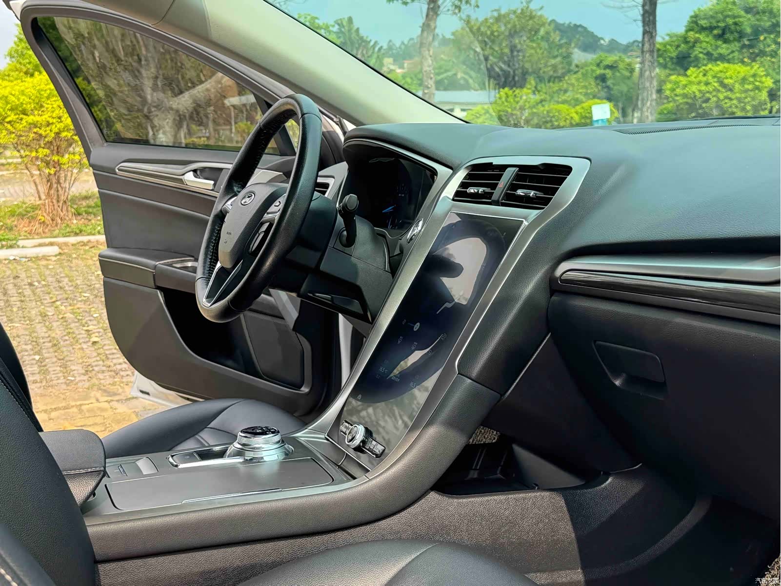 Ford Mondeo, 2021 20