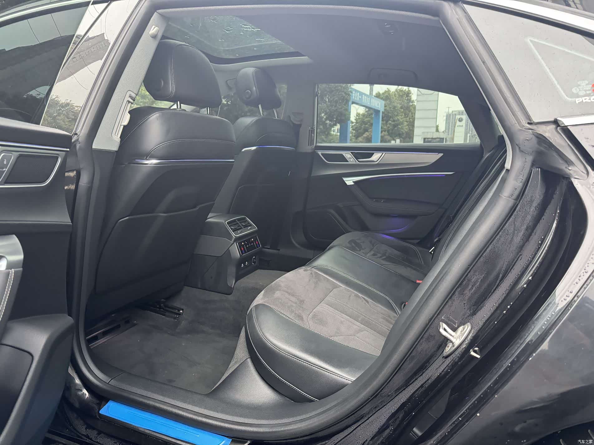 Audi A7L, 2024 7