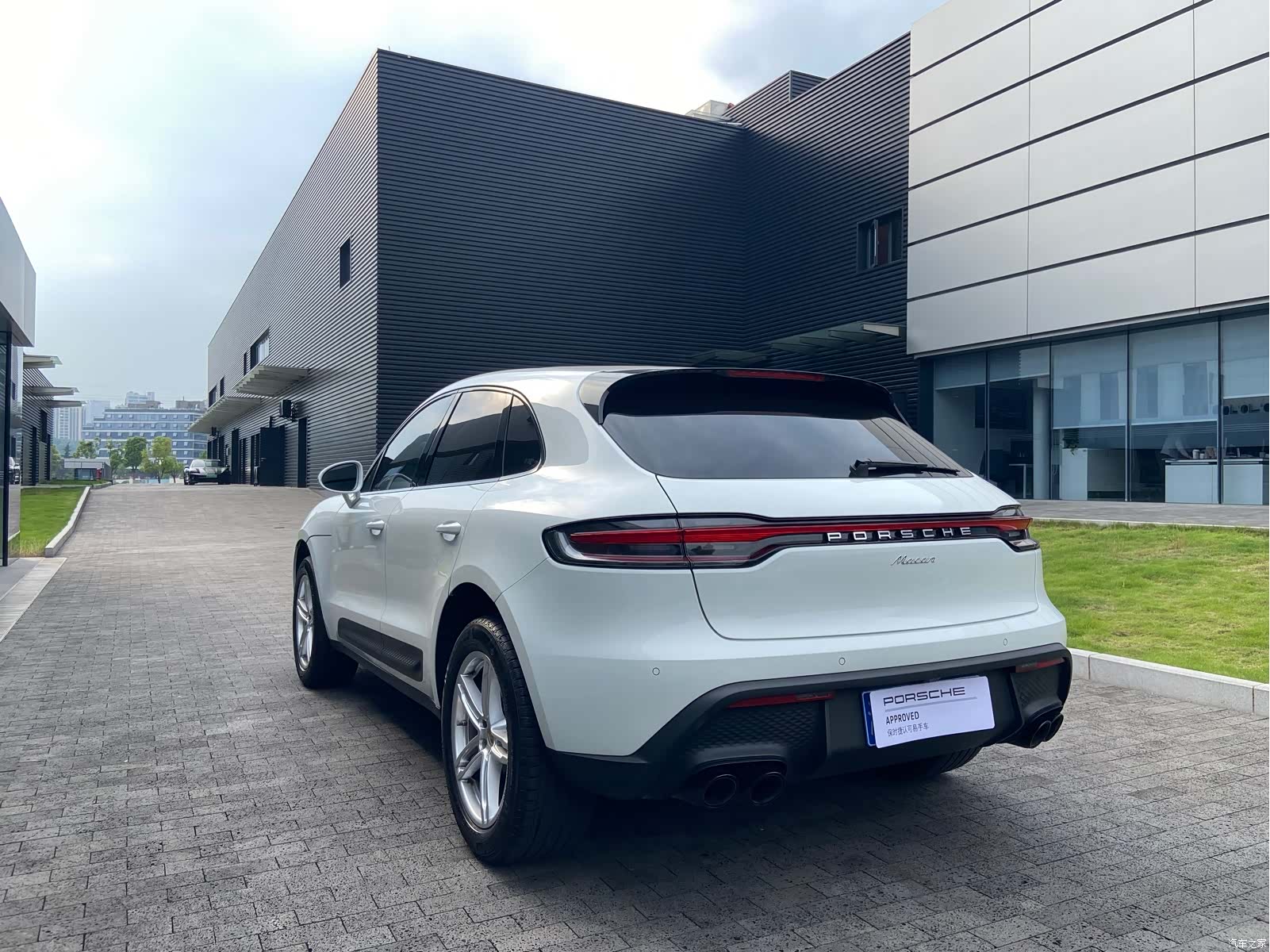 Porsche Macan, 2024 7