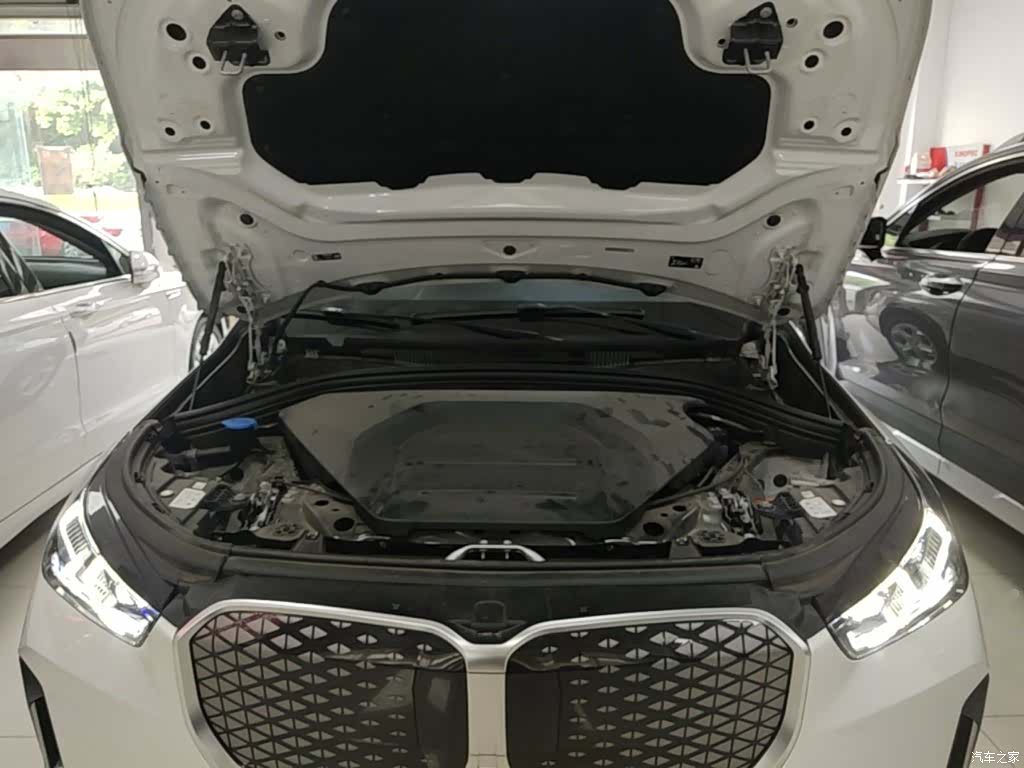 BMW iX1, 2024 20