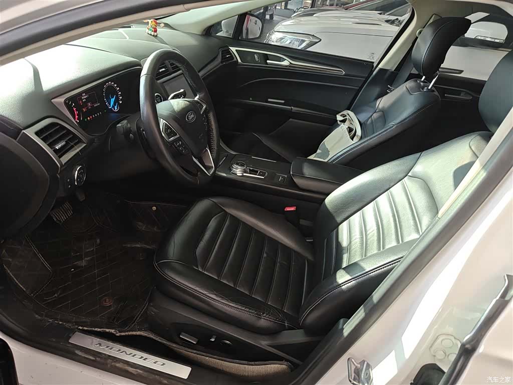 Ford Mondeo, 2018 11