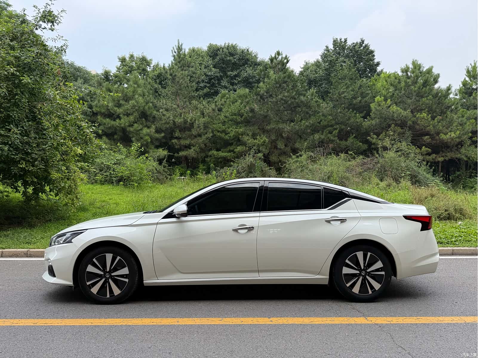 Nissan Teana, 2022 3
