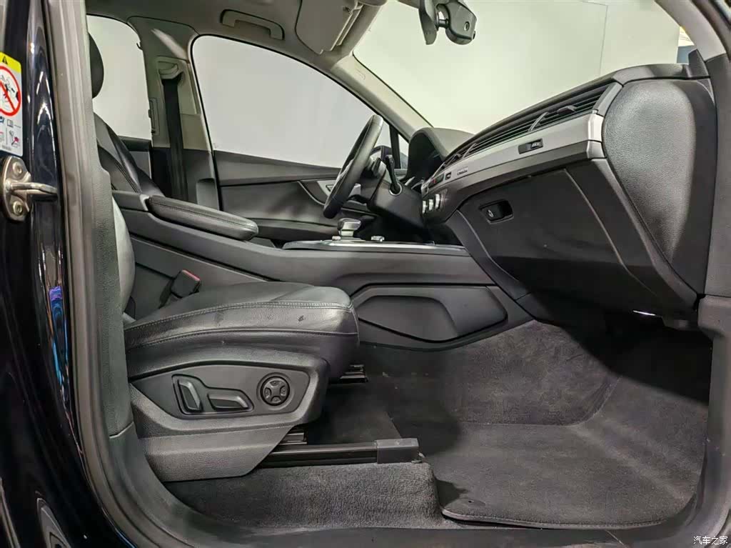 Audi Q7, 2019 7