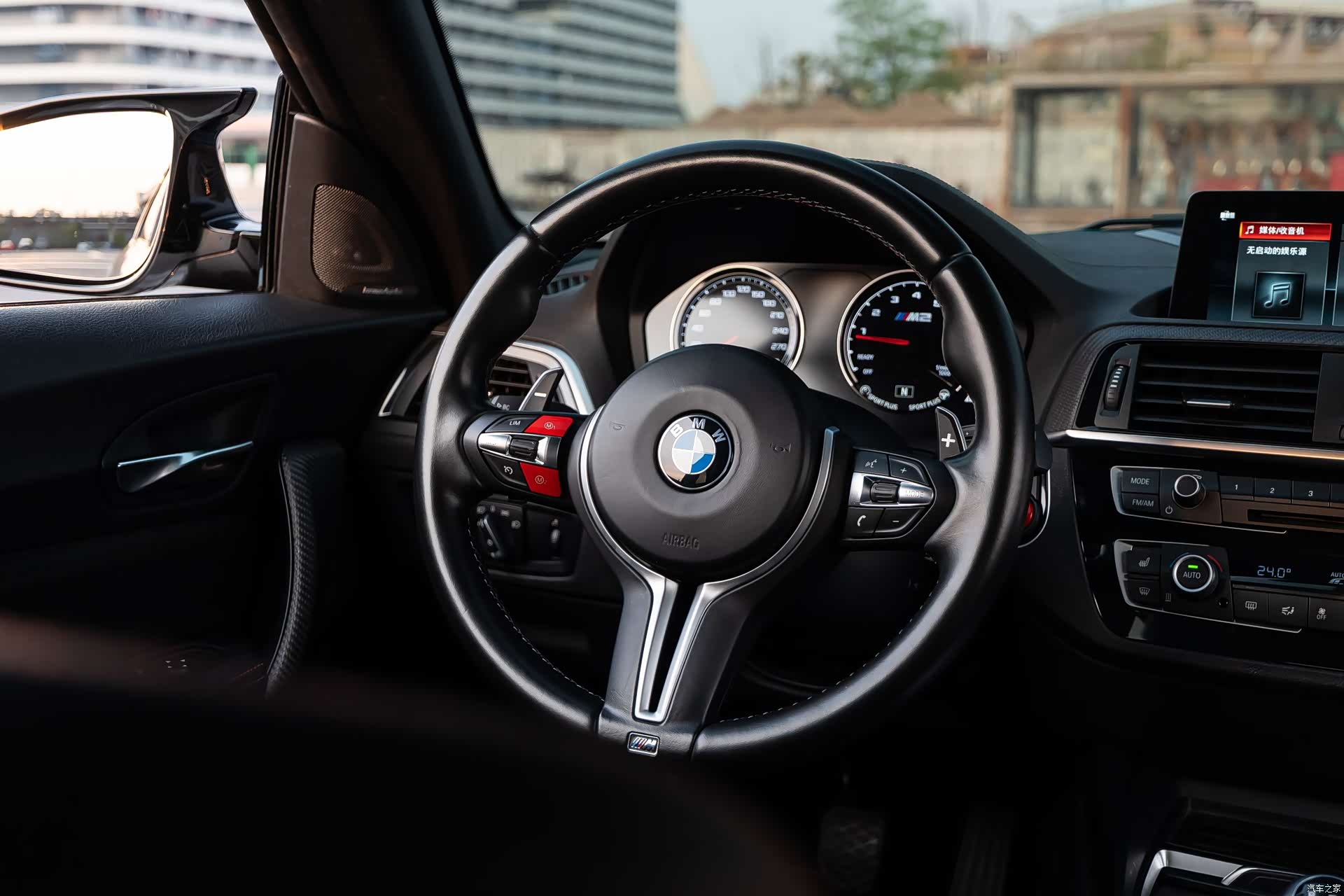 BMW M2, 2019 все фото