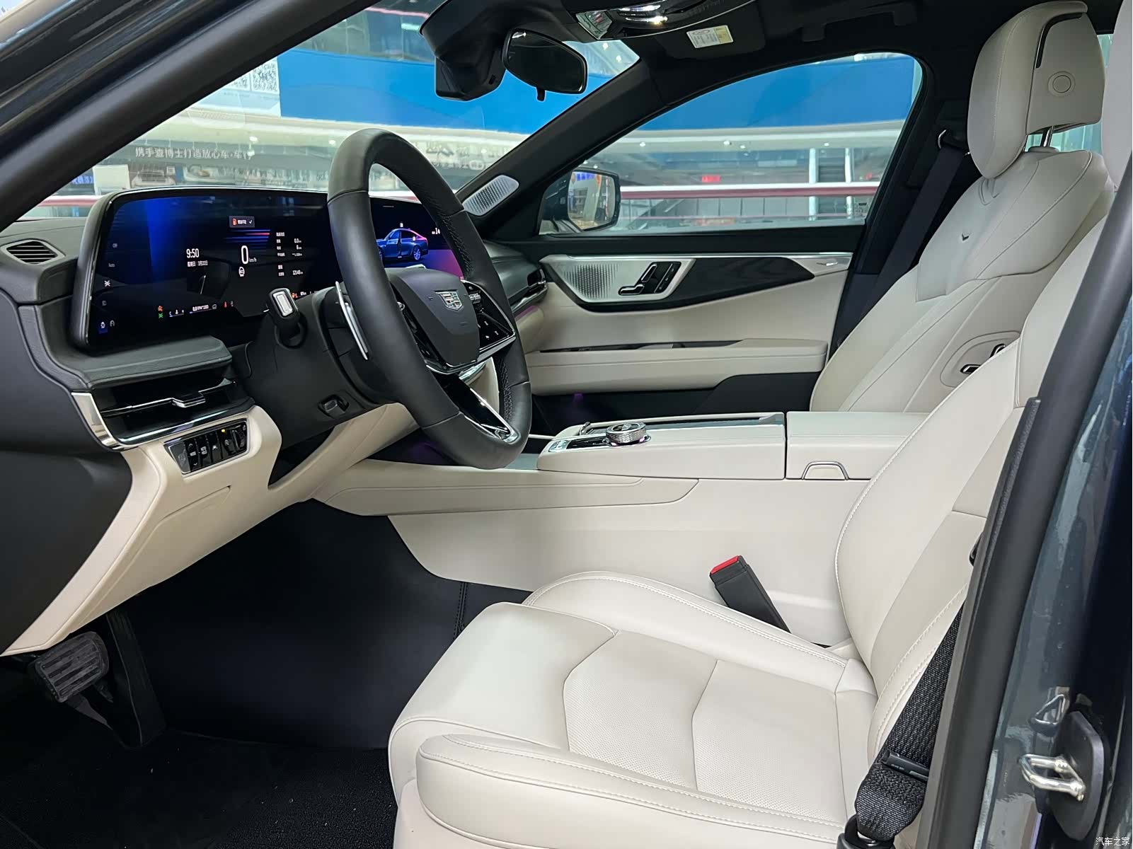 Cadillac CT6, 2025 все фото