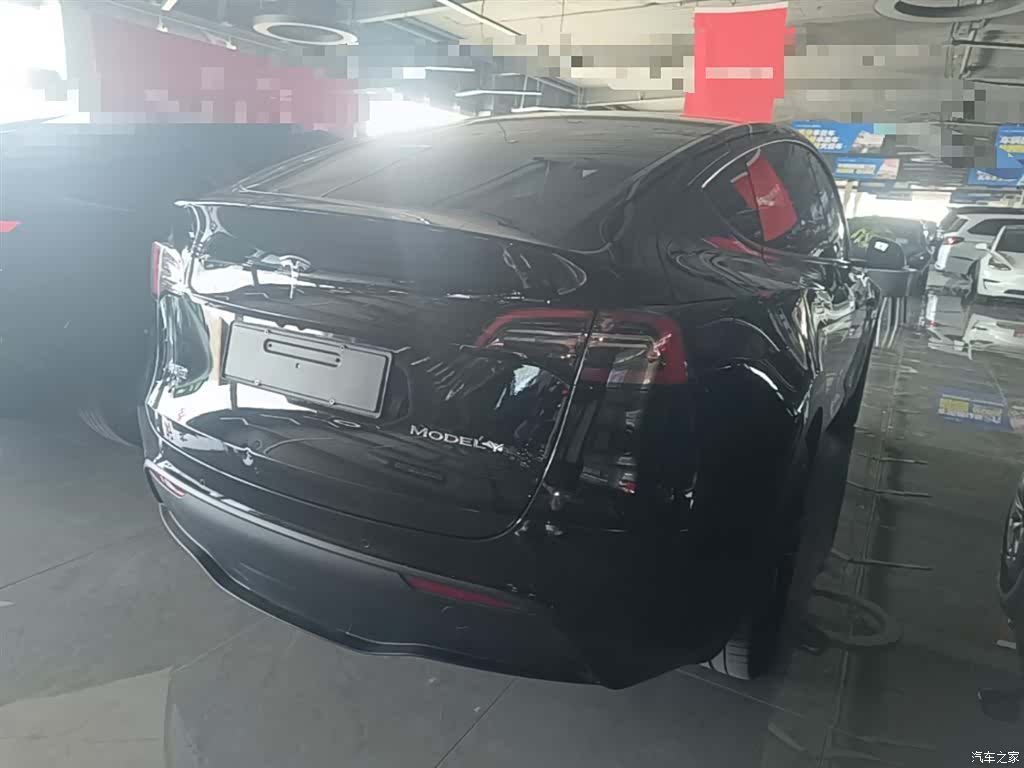 Tesla Model Y, 2023 7