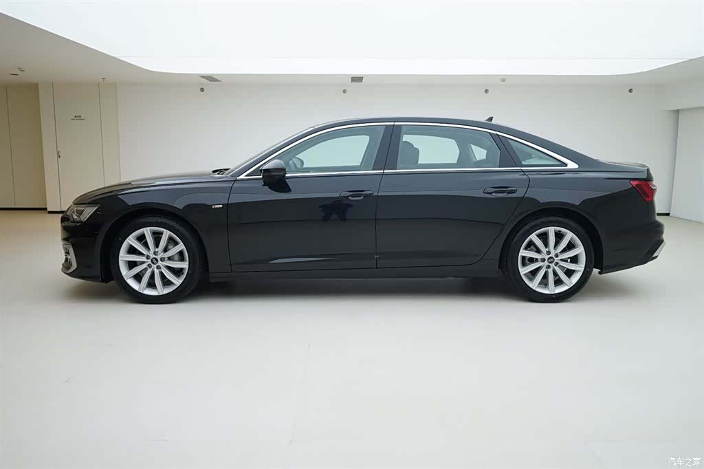 Audi A6L, 2024 3