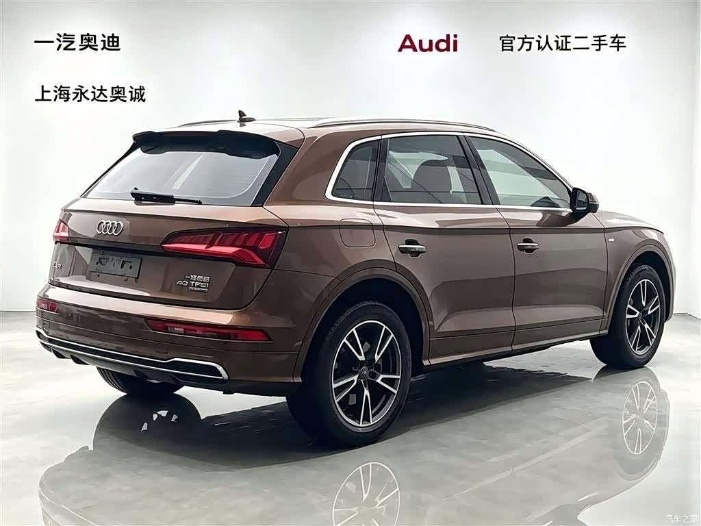 Audi Q5L, 2019 все фото
