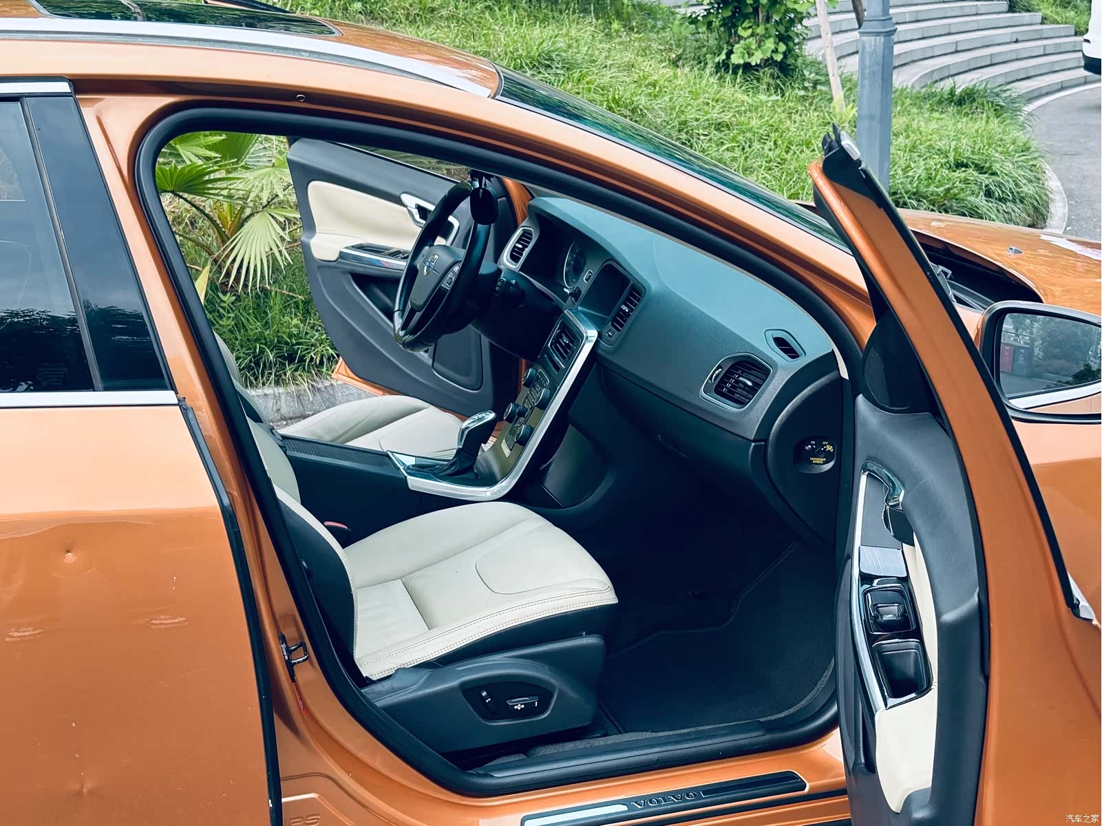 Volvo V60, 2012 8