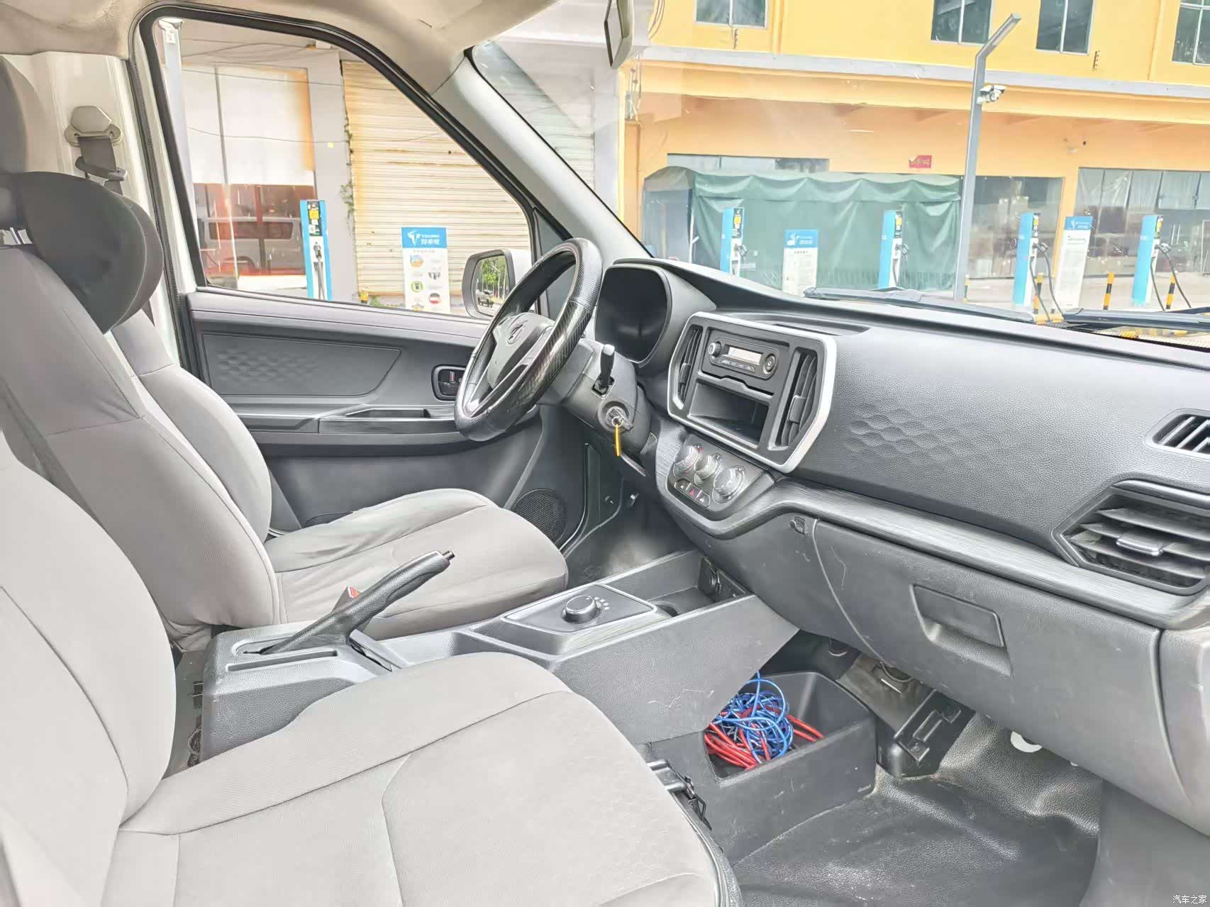 Changan EM80, 2025 4