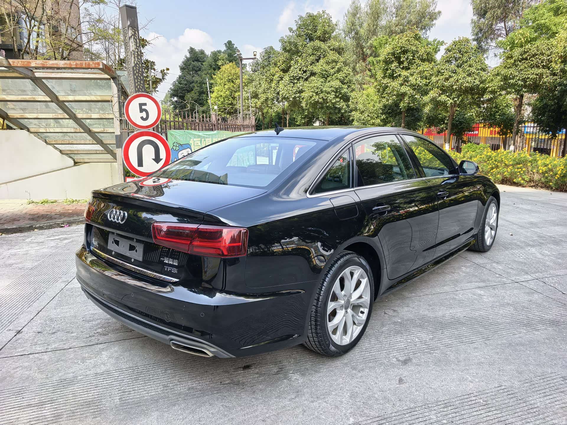 Audi A6L, 2019 все фото