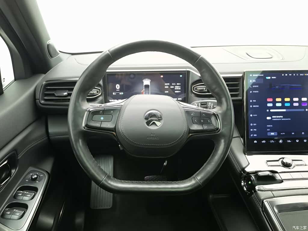 NIO ES8, 2021 11