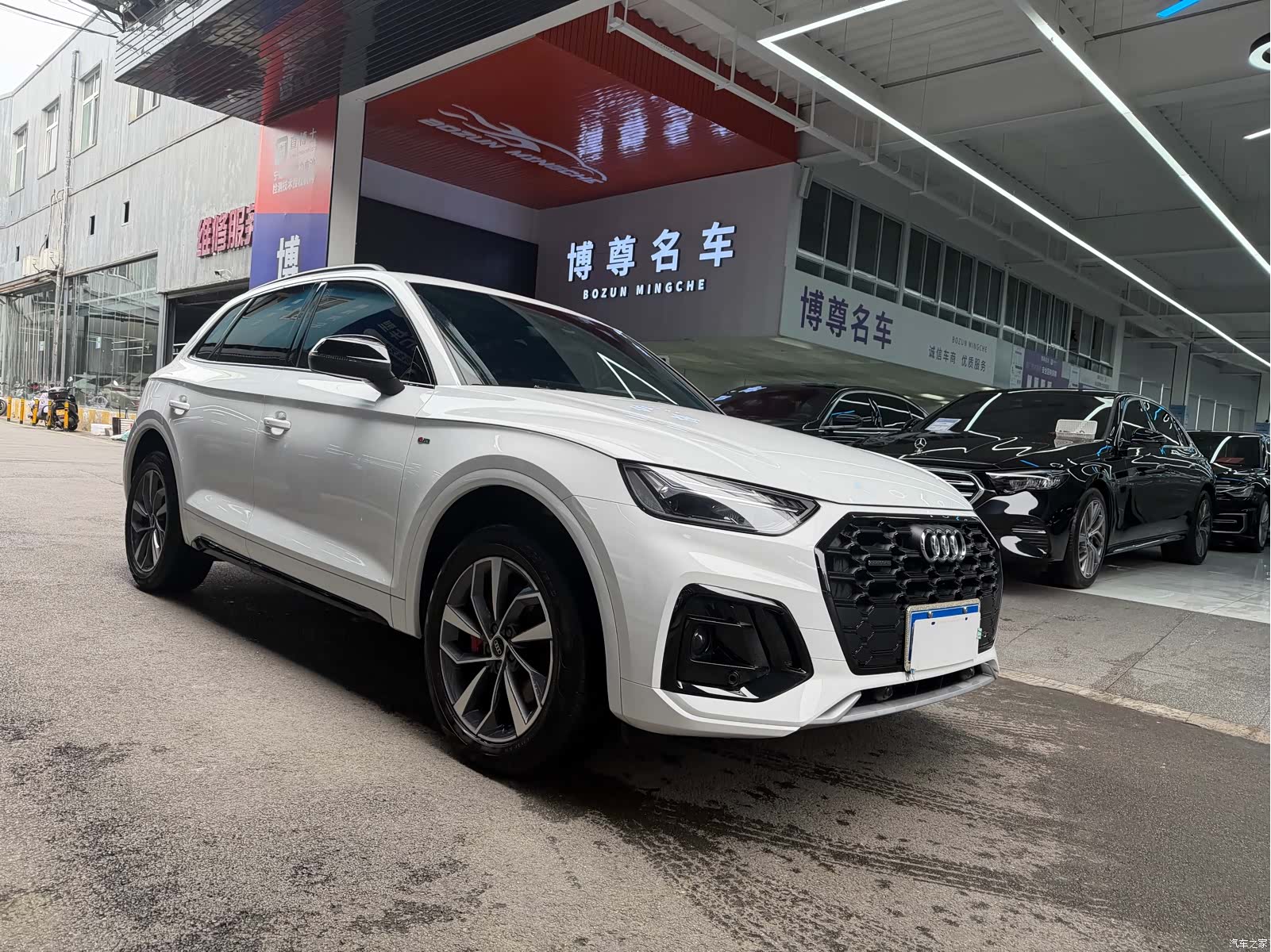 Audi Q5L, 2024 3