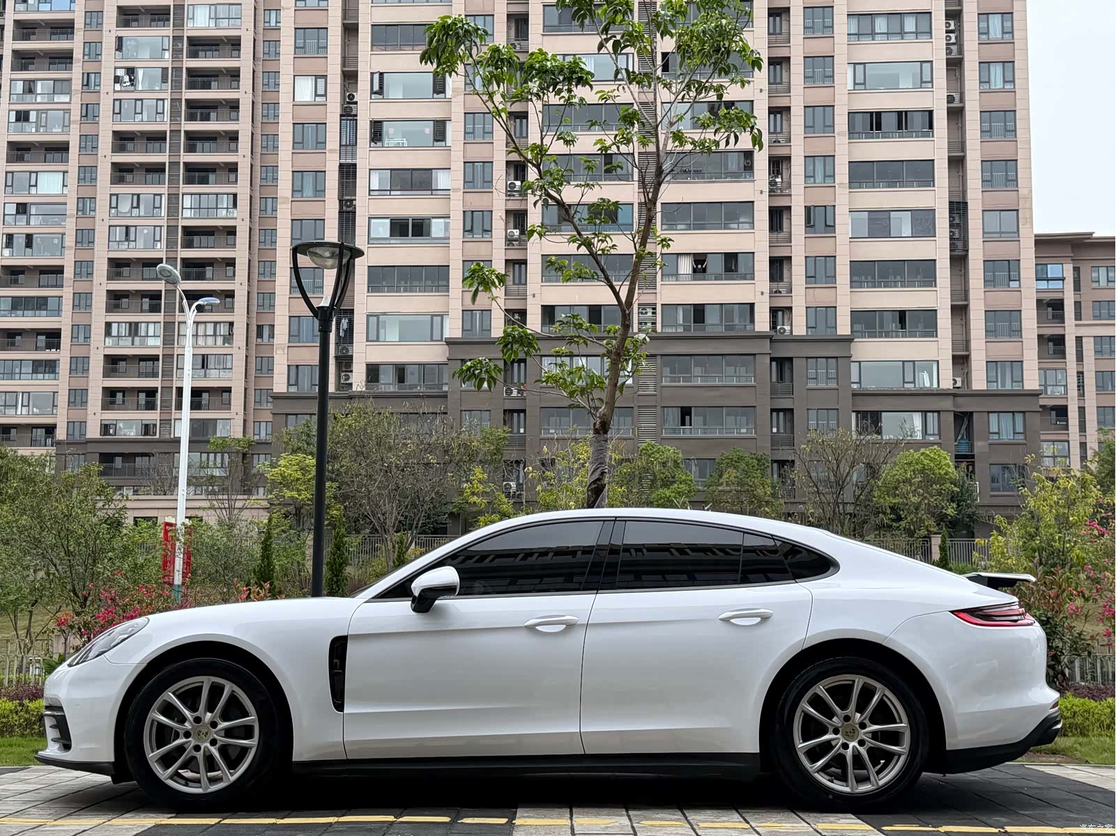 Porsche Panamera, 2018 3