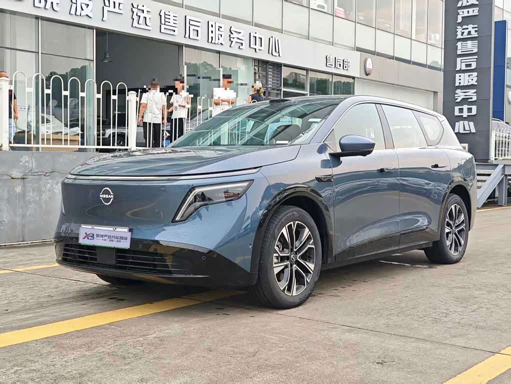 Nissan NX8