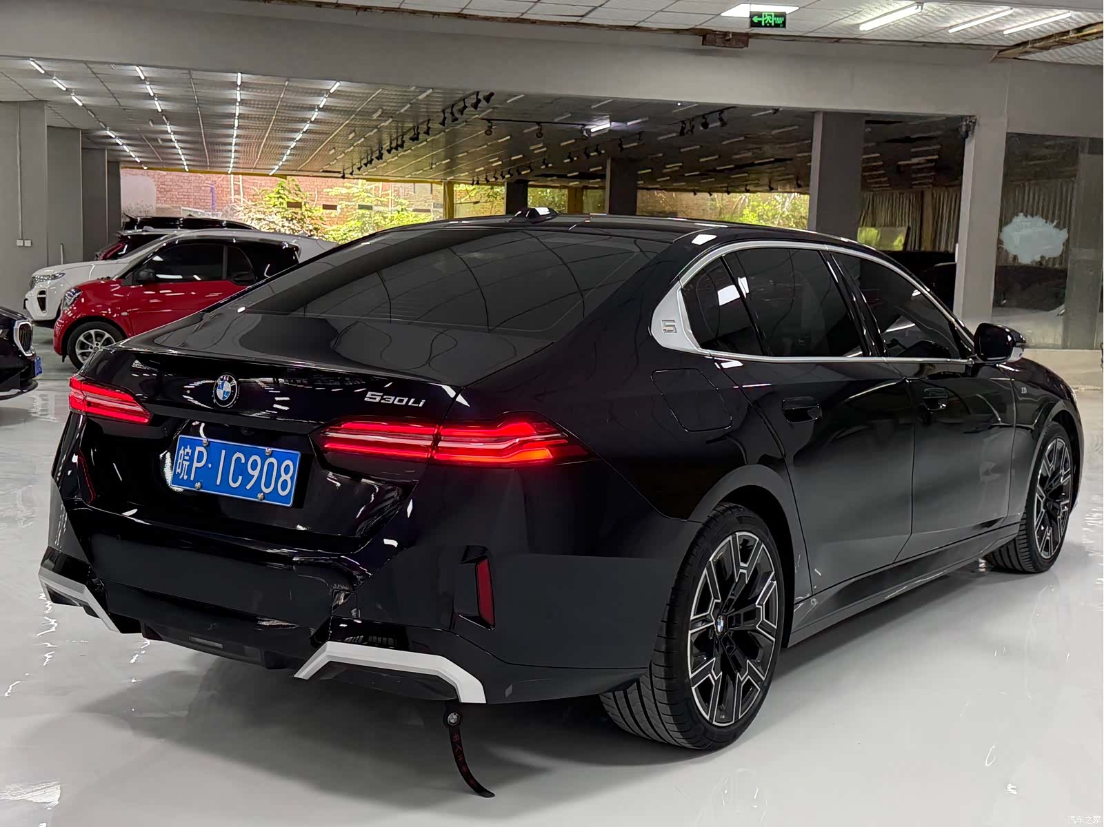 BMW 5 Series, 2024 9