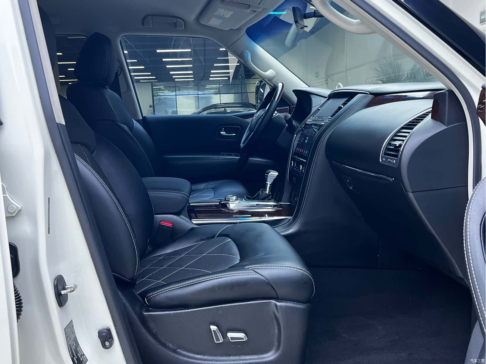 Nissan Patrol, 2017 9