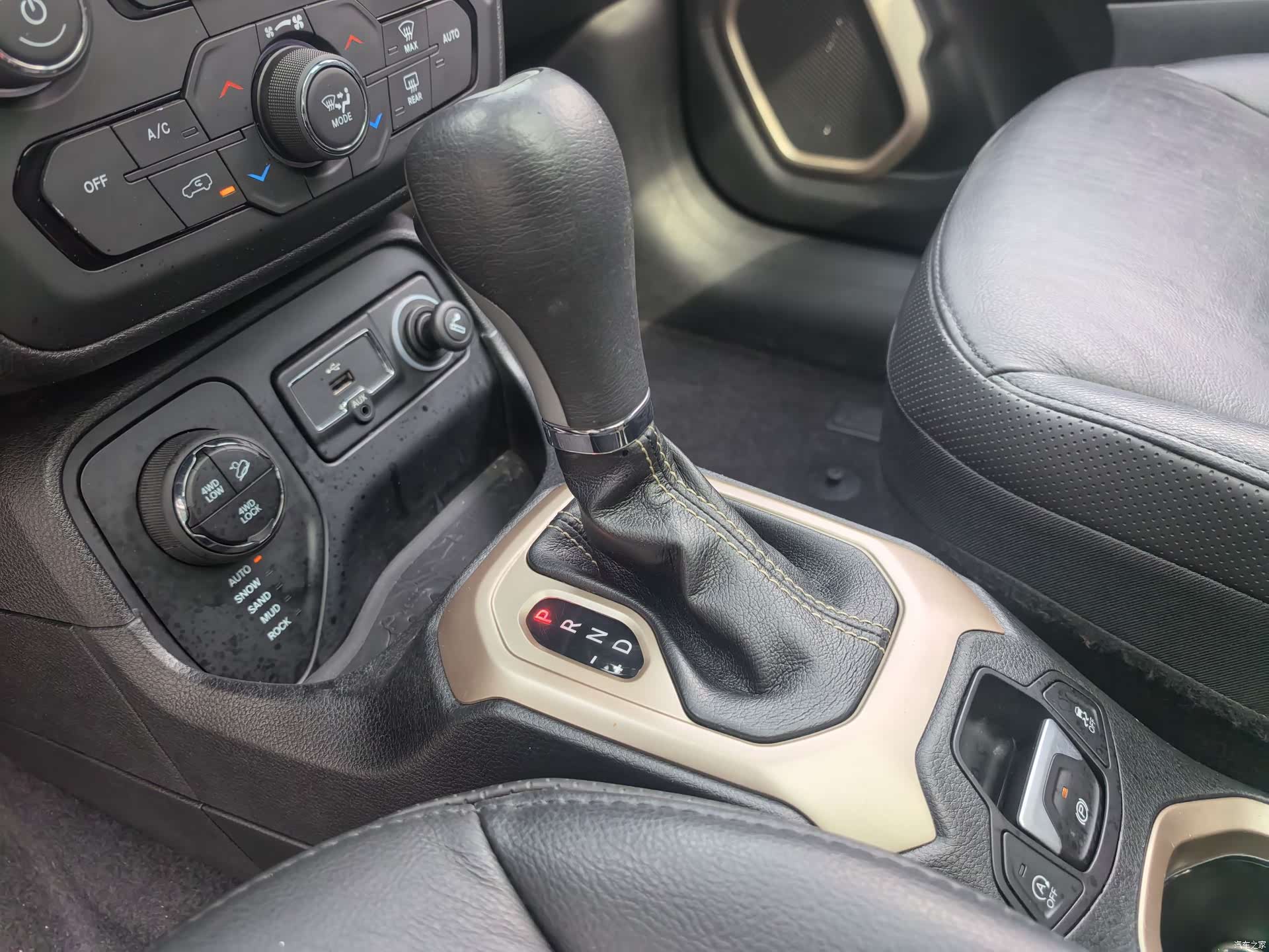 Jeep Renegade, 2019 8