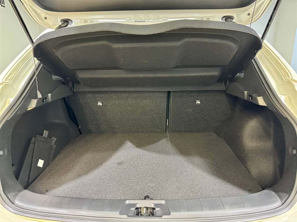 Nissan Qashqai, 2023 12