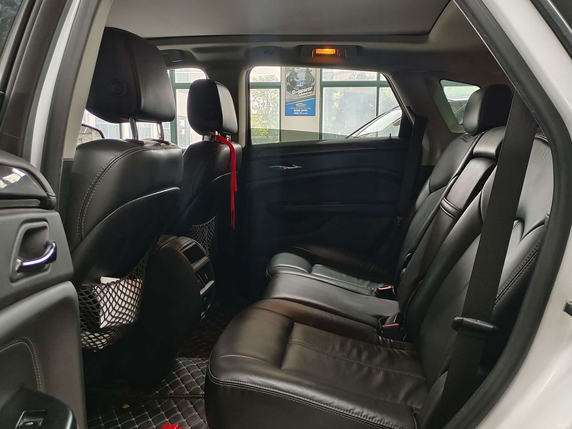 Cadillac SRX, 2015 6