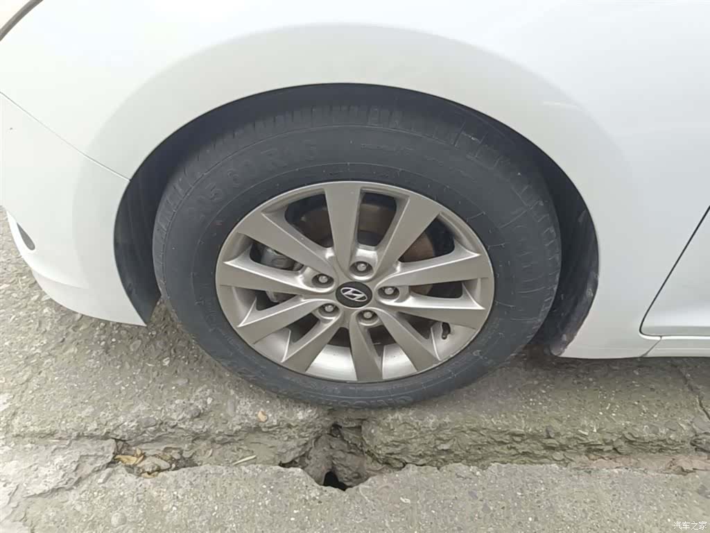 Hyundai GLS, 2016 23