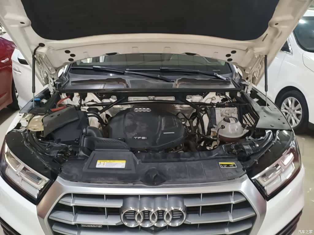 Audi Q5L, 2019 20