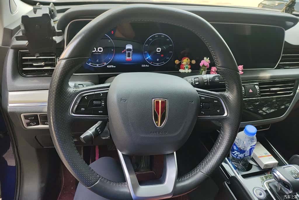 Hongqi HS5, 2022 15