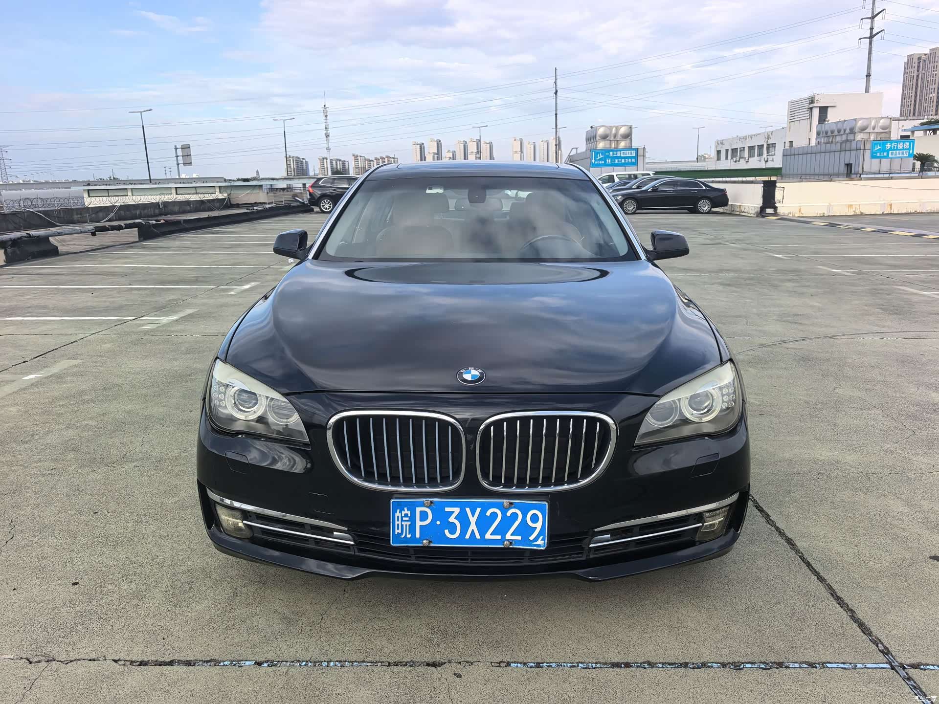 BMW 7 Series, 2010 3